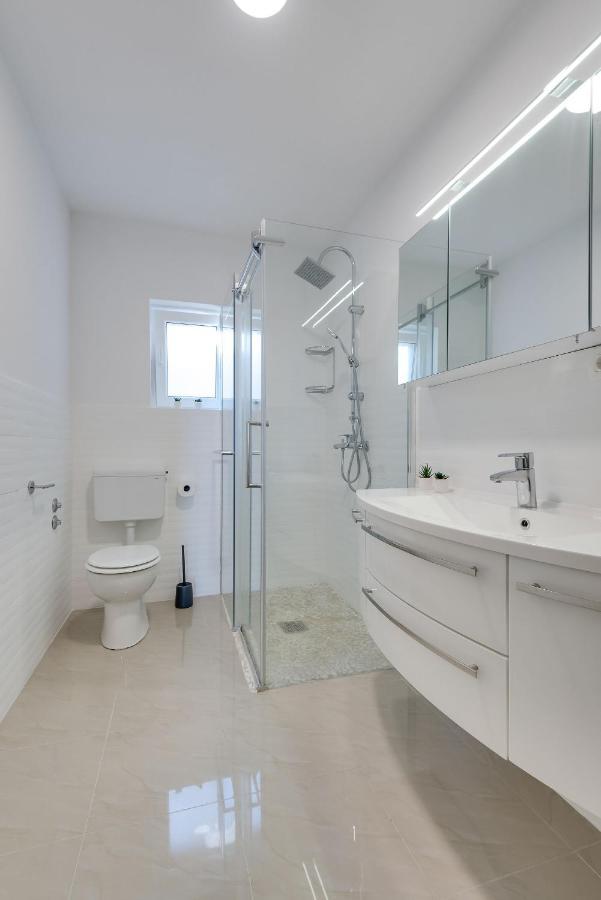 Premium Apartment With Beautiful Sea View, Short Walk To The Sea โอปาติยา ภายนอก รูปภาพ